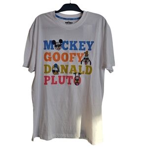 Disney Mickey & Friends Embroidered Graphic Tee Large NWT Mickey Goofy Donald